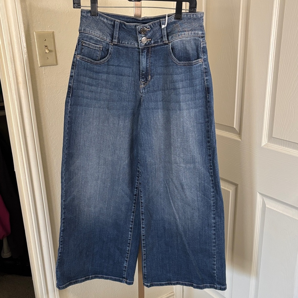 Classic Blue Wide-Leg Women Jeans
